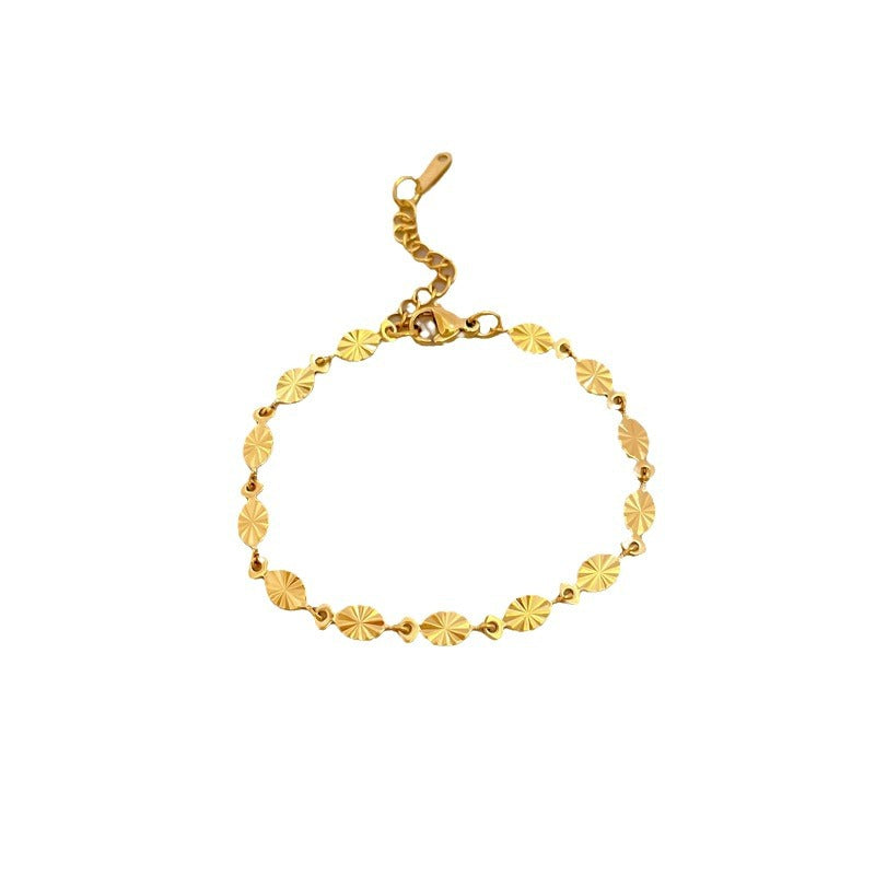 Oval Shiny Titanium Steel Chain Bracelet for Women Vintage Korean-Inspired Friendship Gift with Gold Plating and Water Wave Pattern