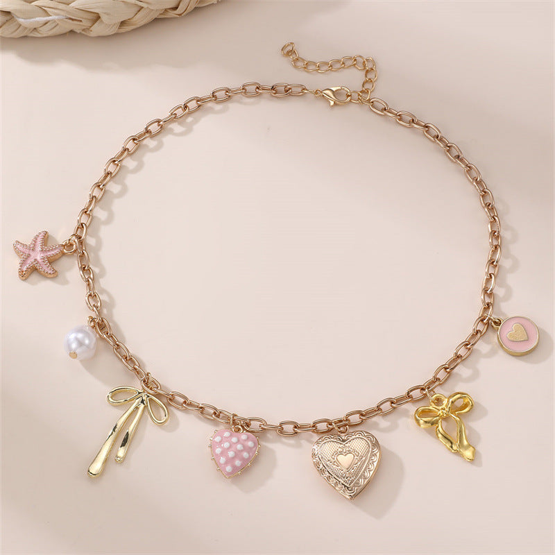 Collana a forma di fiocco minimalista in lega per bambine con finitura smaltata, catena regolabile con perline rotonde, collana con ciondolo stile principessa per bambini