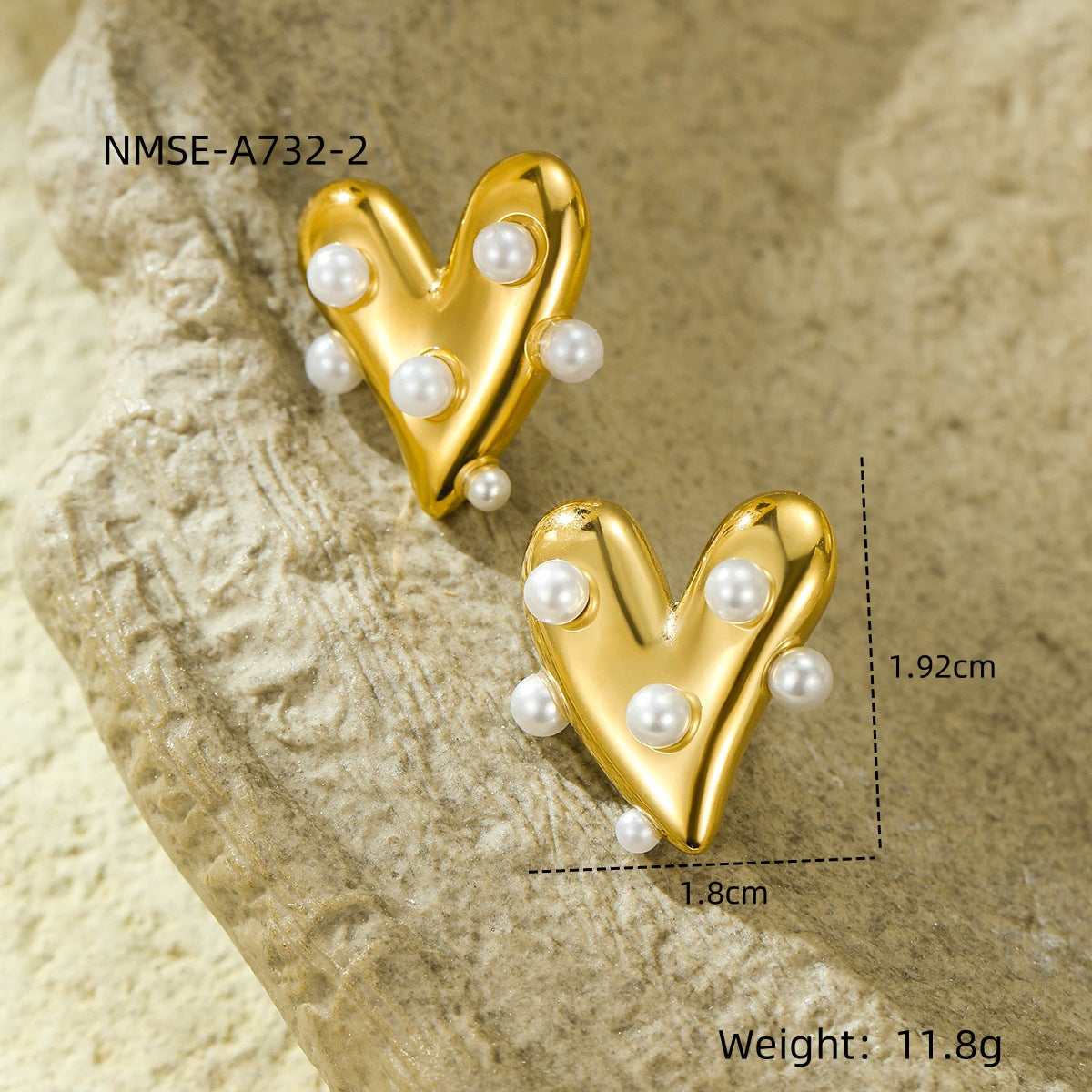 Juego de collar y pendientes de acero inoxidable con forma de corazón vintage, chapado en oro de 18 quilates al vacío y detalles de perlas