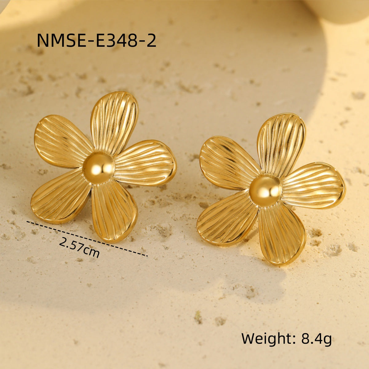 Pendientes vintage de flor de cinco pétalos en acero inoxidable con baño de oro de 18 quilates para mujer