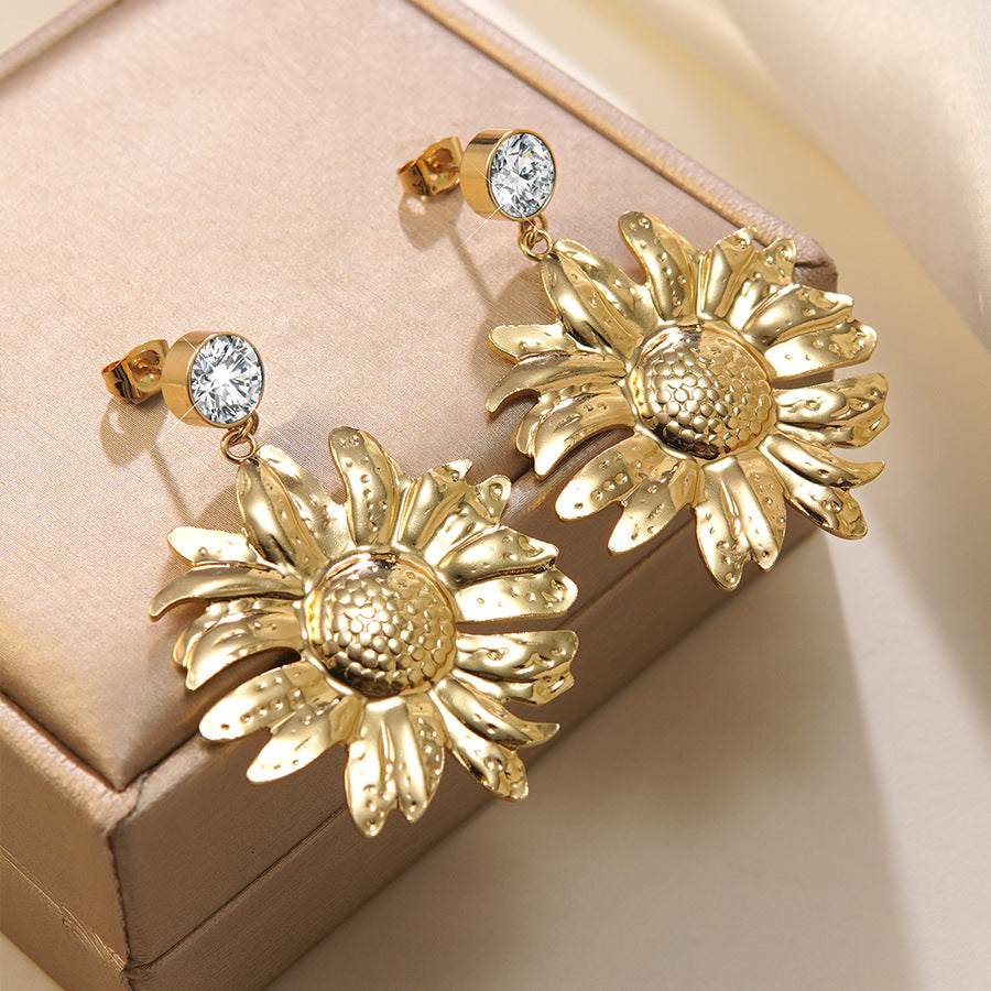 Orecchini a perno esagerati vintage in acciaio inossidabile con girasole intarsiato di strass per donna