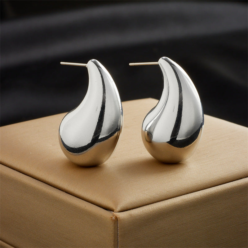 Pendientes Minimalistas Geométricos Irregulares en Forma de Gota de Agua de Acero de Titanio con Baño de Oro para Mujer