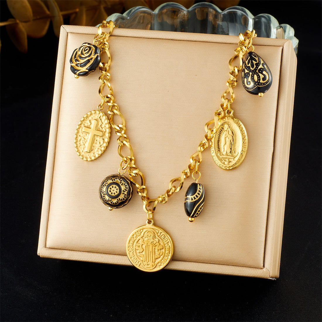 Luxury Elegant Black Gold Round Cross Pendant with Acrylic Flower Stainless Steel Jewelry Set for Women