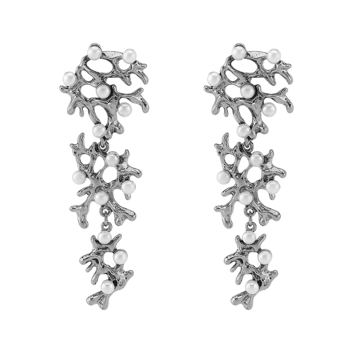 Vintage-Inspired Geometric Leaf-Shaped Alloy Earrings with Imitation Pearl Inlay for Women