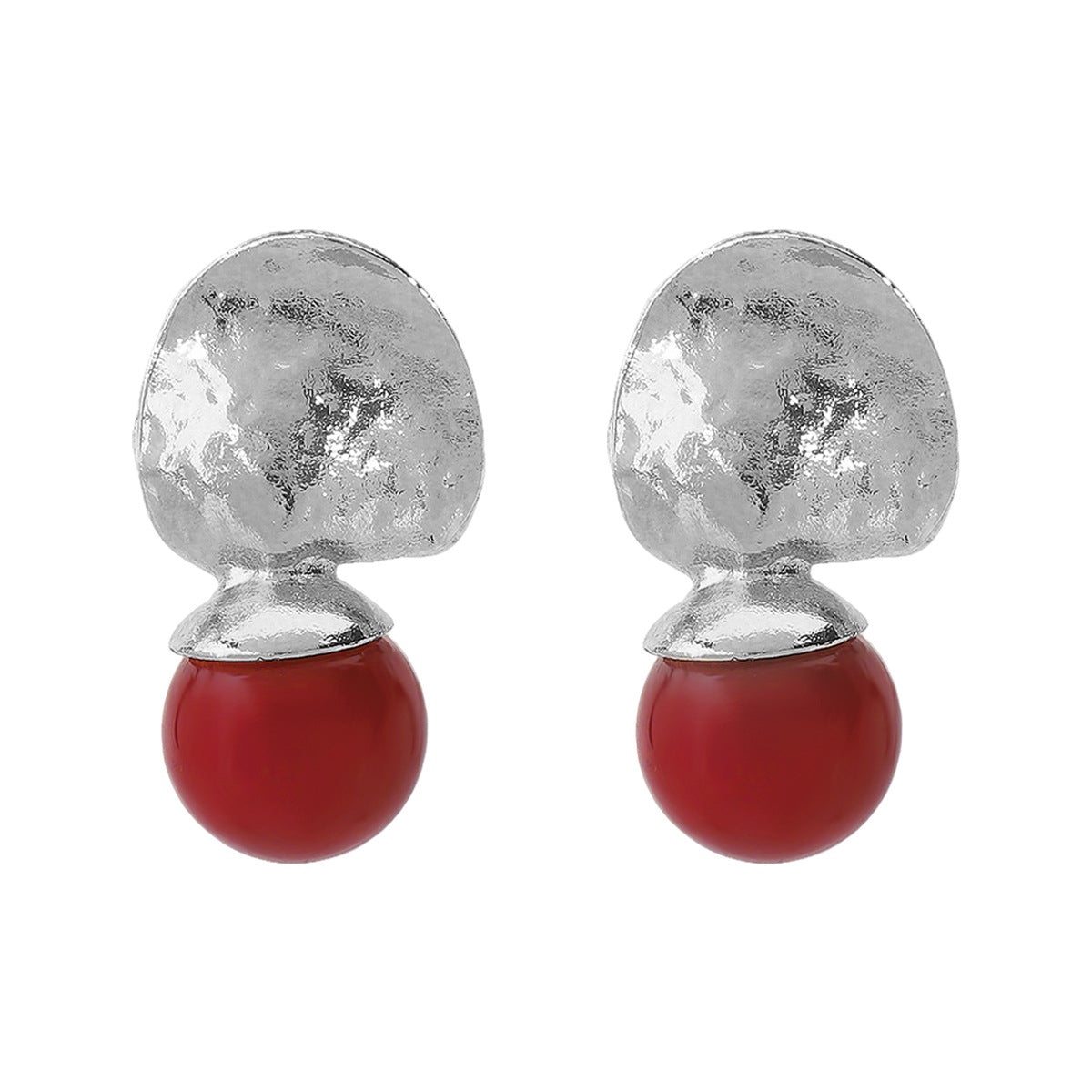 Orecchini con Texture Martellata Irregolare Geometrica in Lega con Perle Rosse da Donna