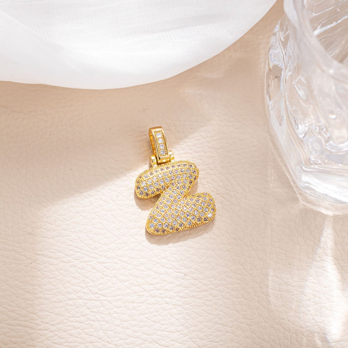 Minimalist Hip-hop Micro Inlaid Cubic Zirconia Letter Brass Pendant Necklace