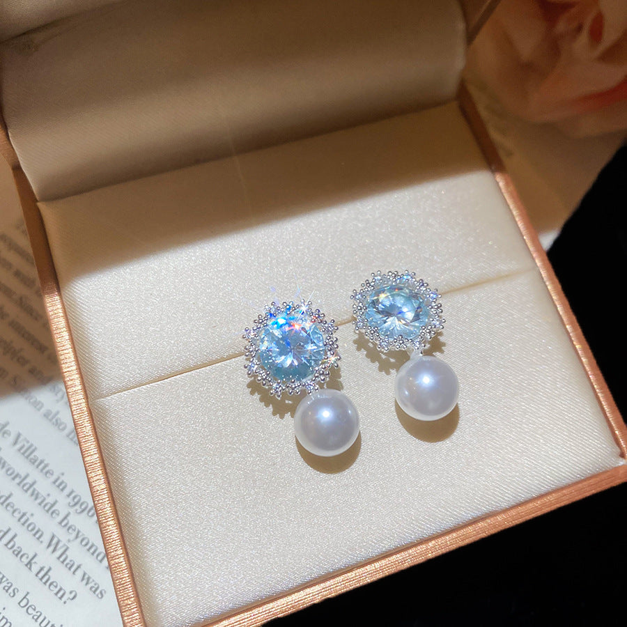 Pendientes de perlas con forma de estrella, elegantes y retro, con incrustaciones de circonita para mujer, joyería de oreja minimalista y ligera para la oficina