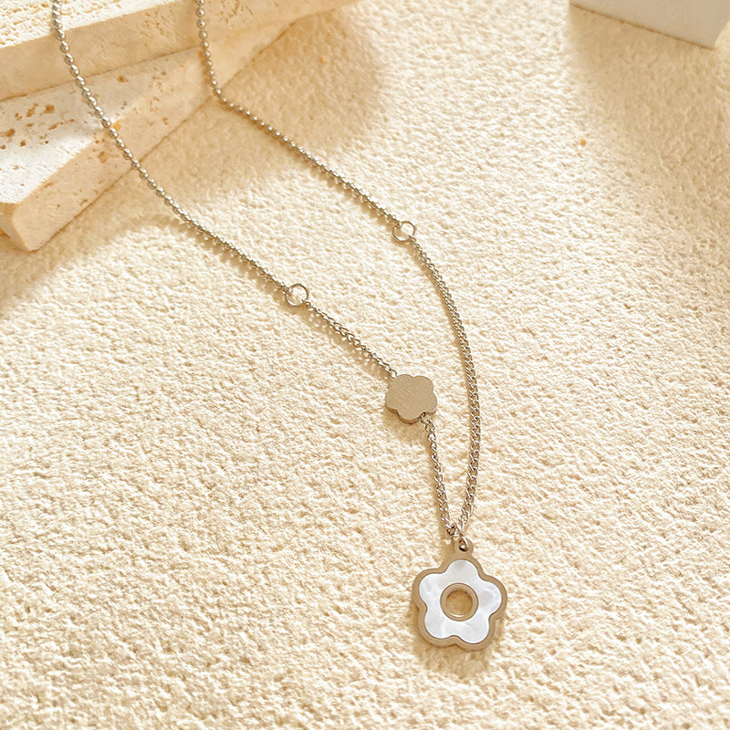 Minimalist Luxury Micro-inlay Shell Flower Asymmetric Titanium Steel Necklace