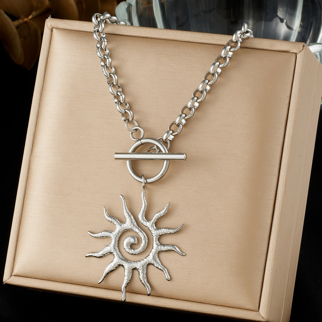 Vintage Gold Plated Geometric Sun Spiral Pendant Stainless Steel Cable Chain Necklace for Women