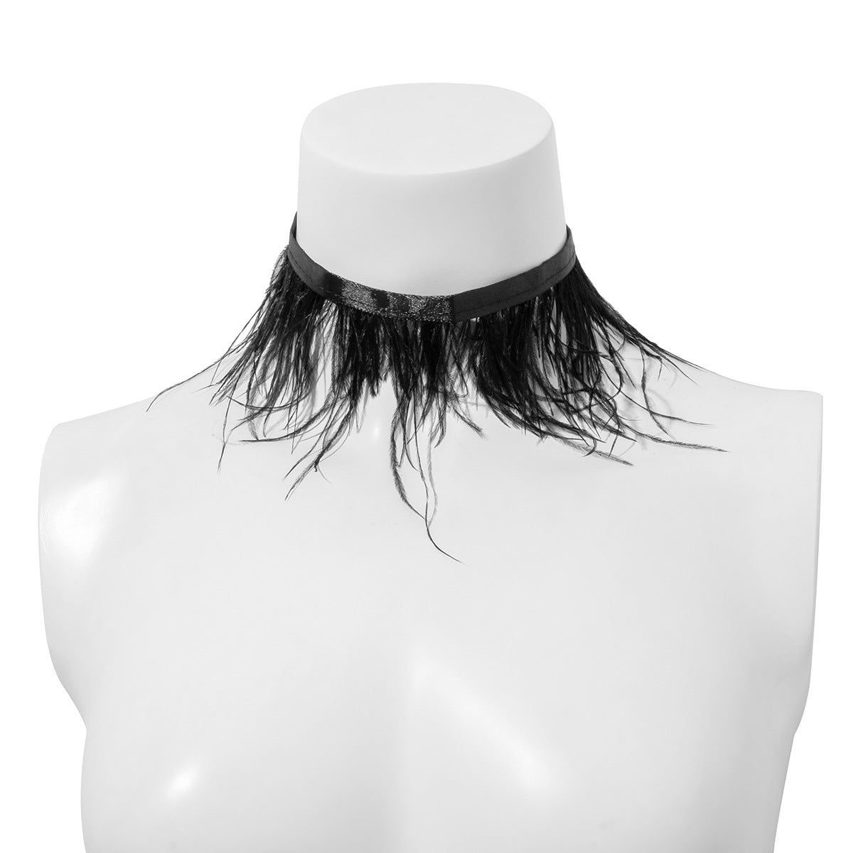 Collana Girocollo Lunga con Ciondolo di Piume Nere, Dolce e Audace, con Dettaglio Nappa per Donna