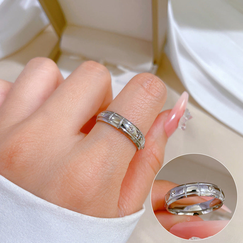 Minimalist Geometric Titanium Steel Polished Ring for Men and Women, Cool Aesthetic Index Finger Ring for Clubbing and Daily Wear