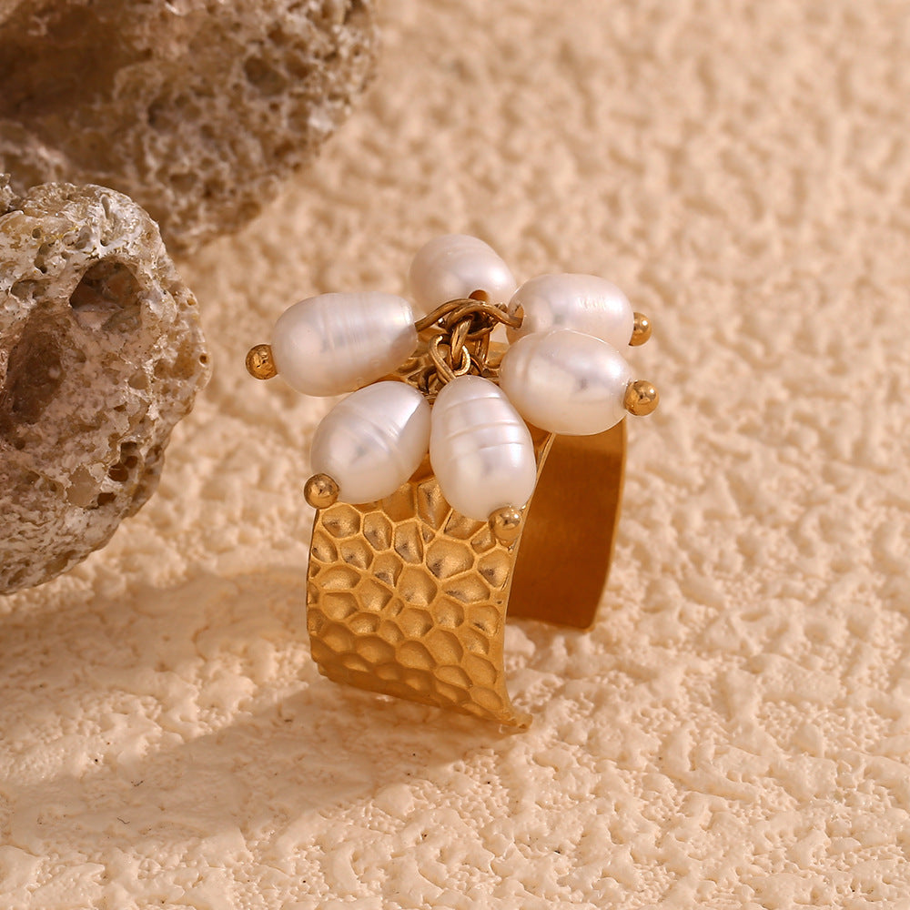 Vintage-Inspired Geometric Stainless Steel Ring with 18K Gold Plating, Pearl Dangle, and Hammered Texture