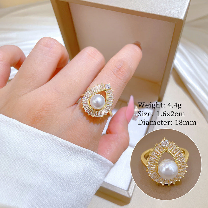 Sweet Luxury Teardrop Moon Rhinestone Pearl Brass Pendant Titanium Steel Necklace for Unisex