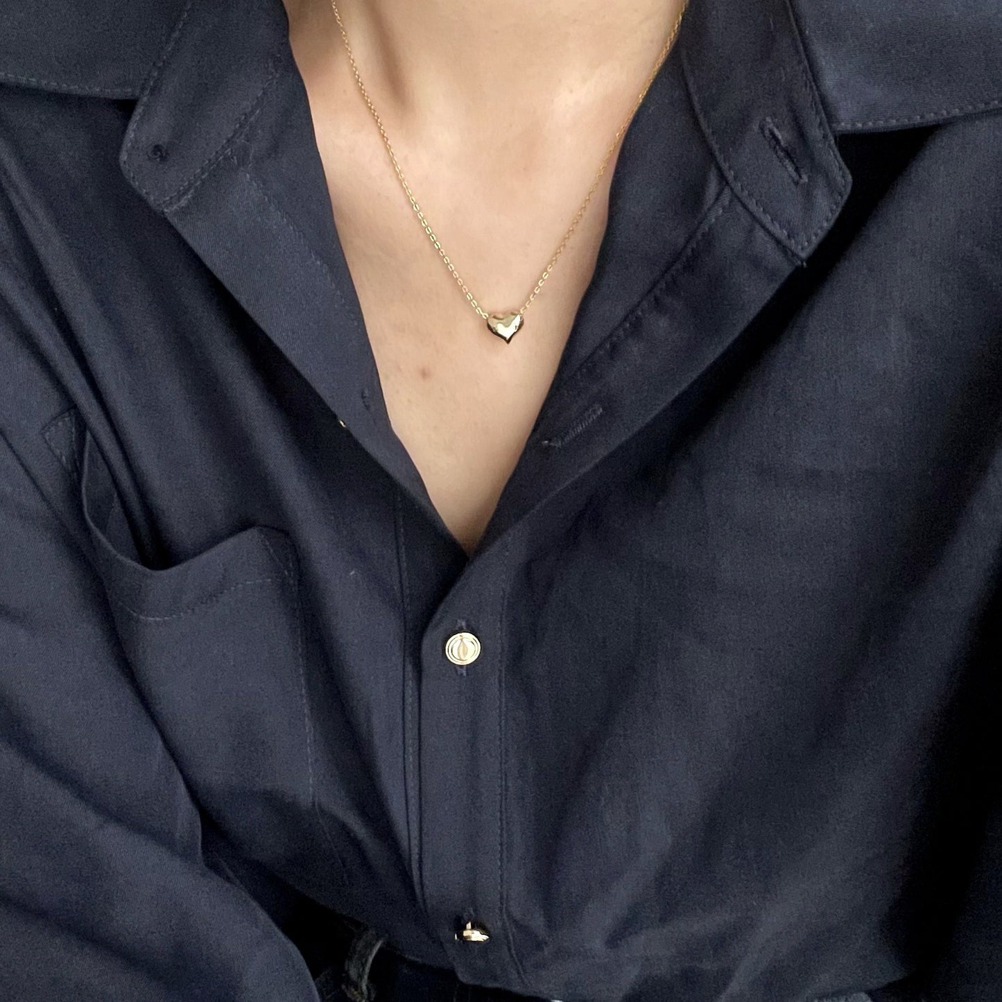 Collar minimalista de plata de ley 925 con forma de corazón para mujer, de diseño limpio y estilo versátil