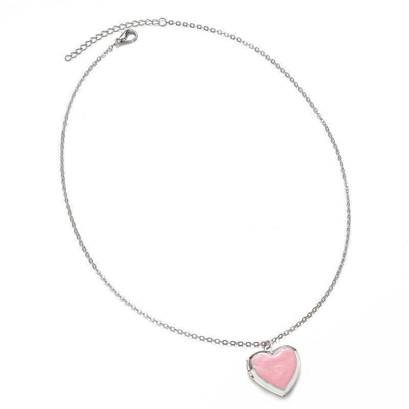 Collana con ciondolo a forma di cuore in lega in stile cartone animato con finitura smaltata per bambini, con apertura a cornice riempita di glitter rosa