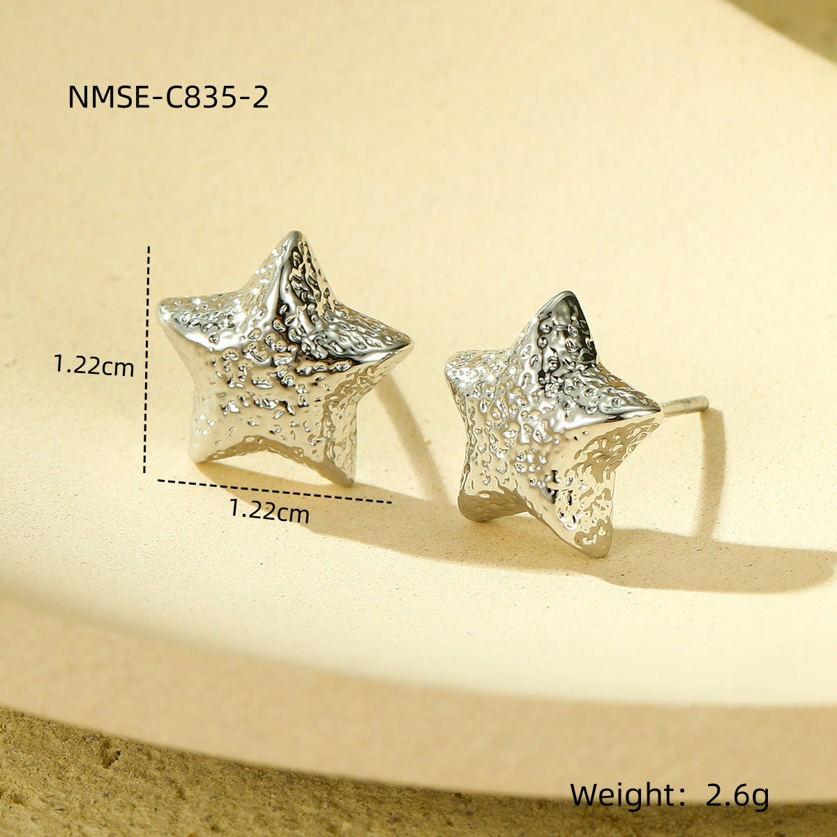Pendientes de acero inoxidable en forma de estrella de estilo vintage con textura martillada y baño de oro para mujer
