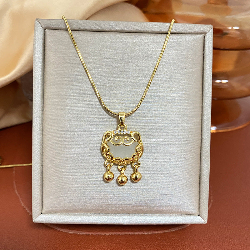Minimalist Snake Chain Pendant Necklace for Women with Titanium Steel Lock Charm and Electroplated Finish
