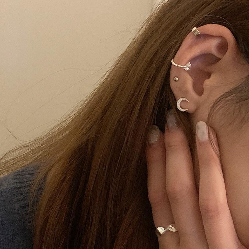 Pendientes de Clip Minimalistas de Plata de Ley 925 con Forma de Corazón y Circonita Micro-Pavé