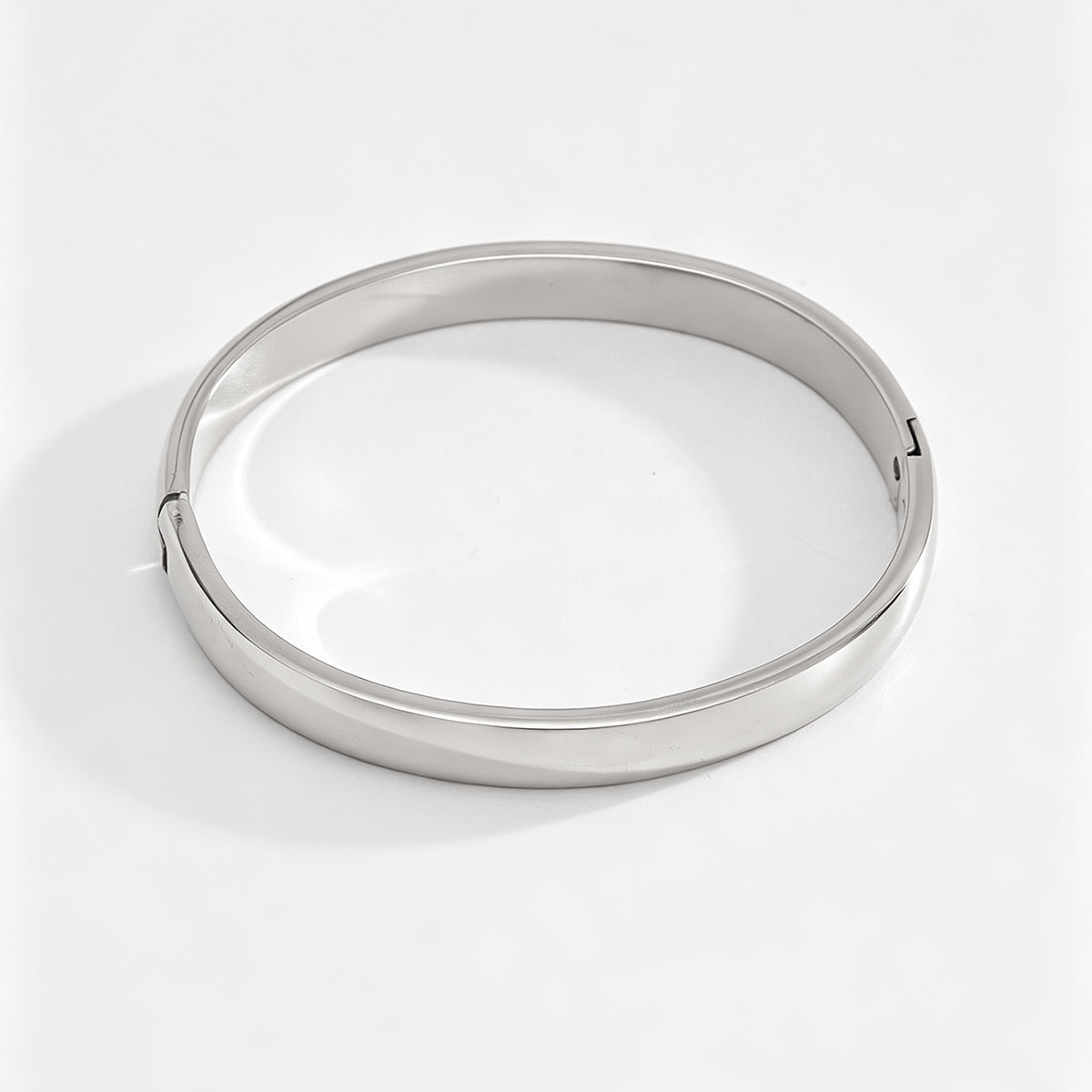 Minimalist PVD 18K Gold Plated Round Stainless Steel Spring Bangle Bracelet