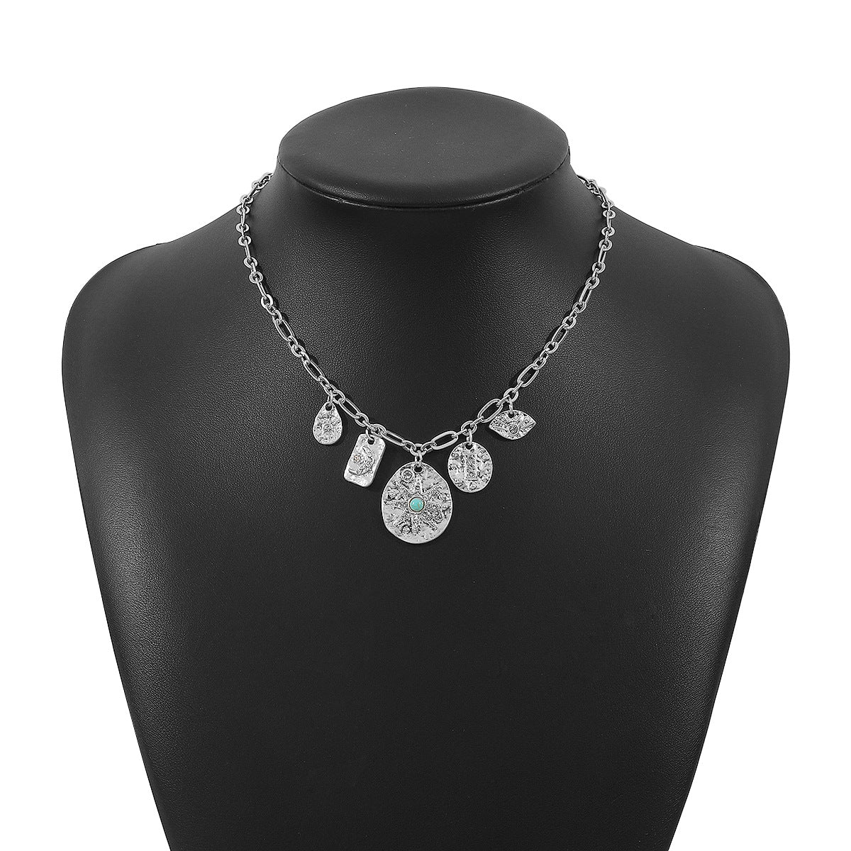 Dulce y atrevido collar con colgante de estrella y luna creciente geométricas en aleación con incrustaciones de turquesa y galvanizado para mujer