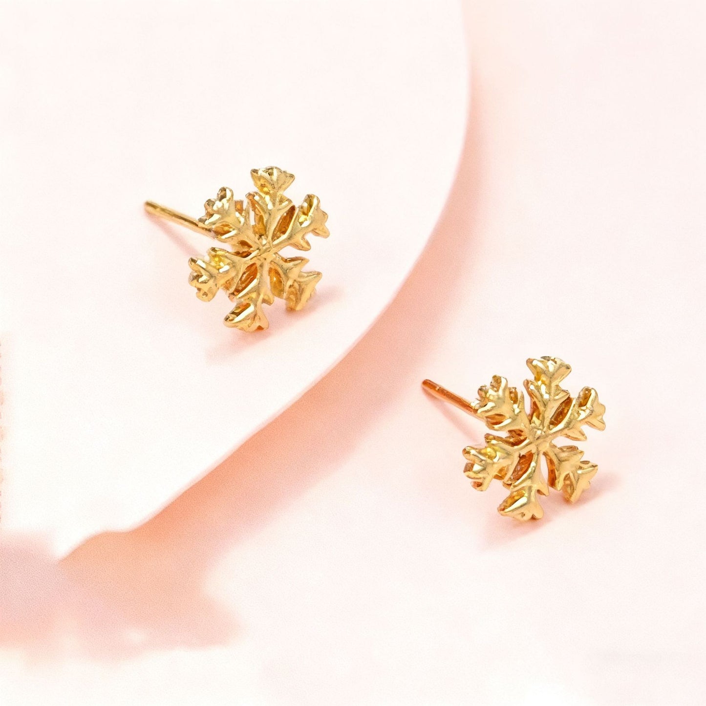 Minimalist Luxury Snowflake Plated Alloy Earrings