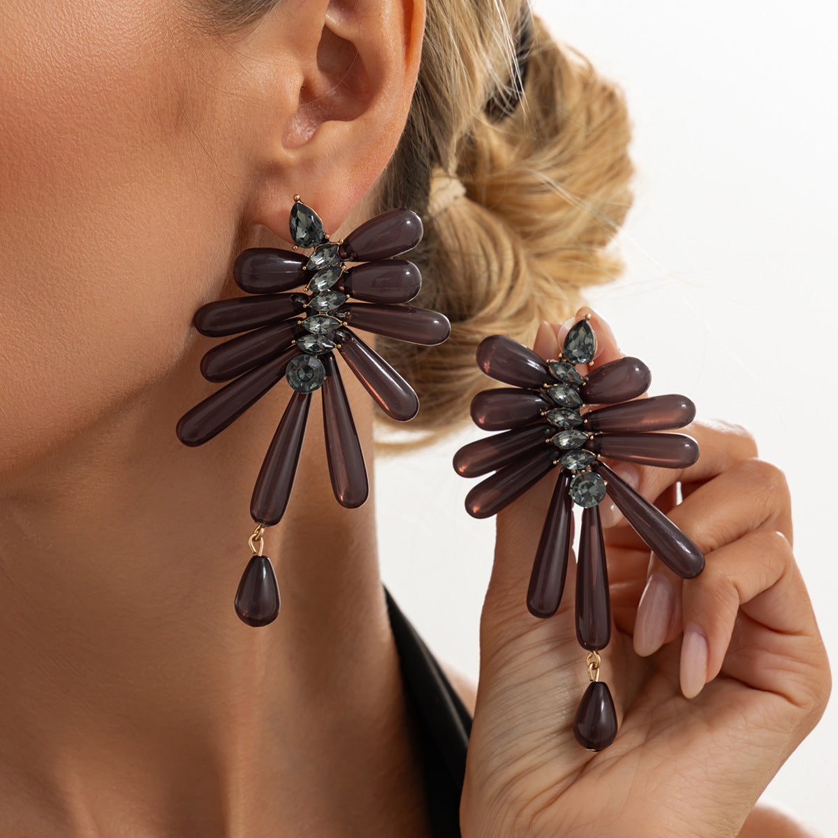 Sweet Luxury Teardrop Oval Resin Rhinestone Plated Earrings for Women