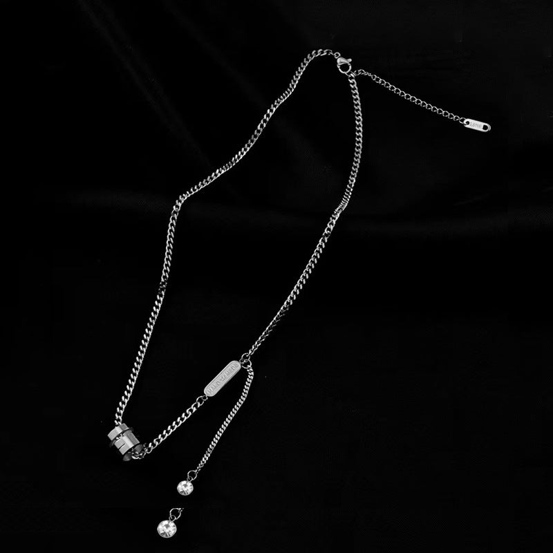 Bohemian Geometric Titanium Steel Pendant Necklace with Gold Plating for Women, Wavy Chain Locket Necklace for Sweaters and Casual Outfits