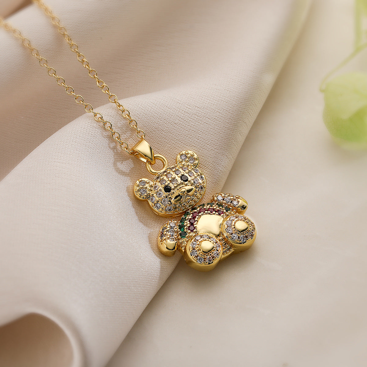 Minimalist Bear-Shaped Copper Necklace with Real Gold Plating and Zircon Inlay for Women