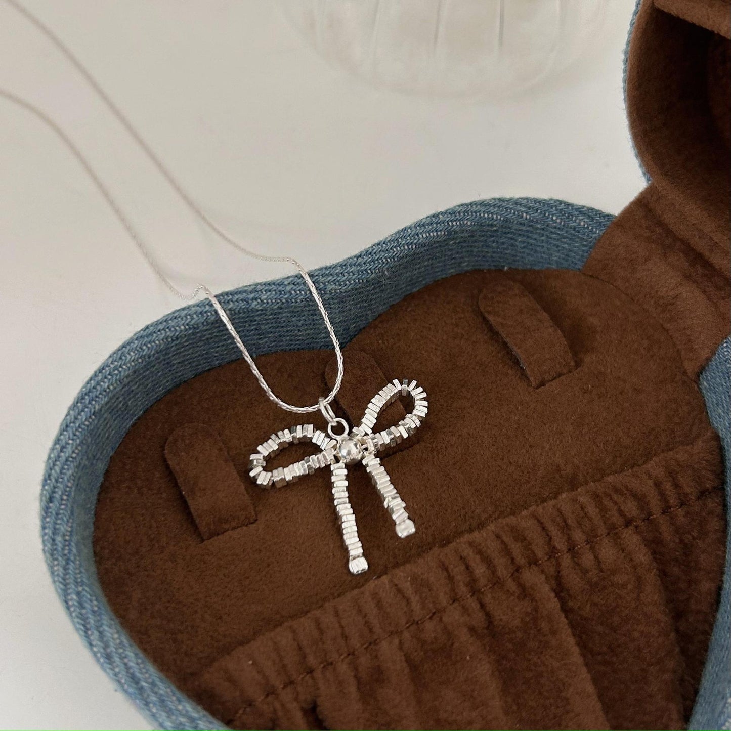 Minimalist Bowknot Necklace in Sterling Silver with Rhinestone Inlay, Snake Chain, Floral Tulip Pattern, Fresh and Sweet Style