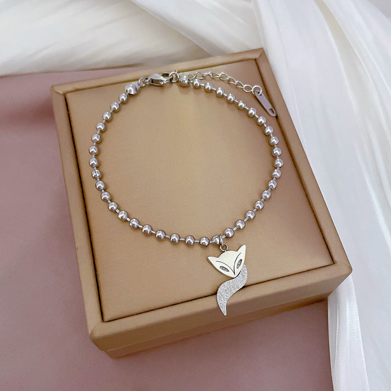 Pulsera Minimalista de Cola de Zorro con Cuentas para Mujer en Acero Titanio con Baño de Oro, Estilo Fresco y Dulce