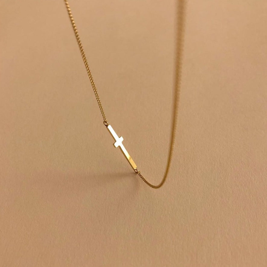 Collana da donna con ciondolo a croce geometrica minimalista in argento sterling 925