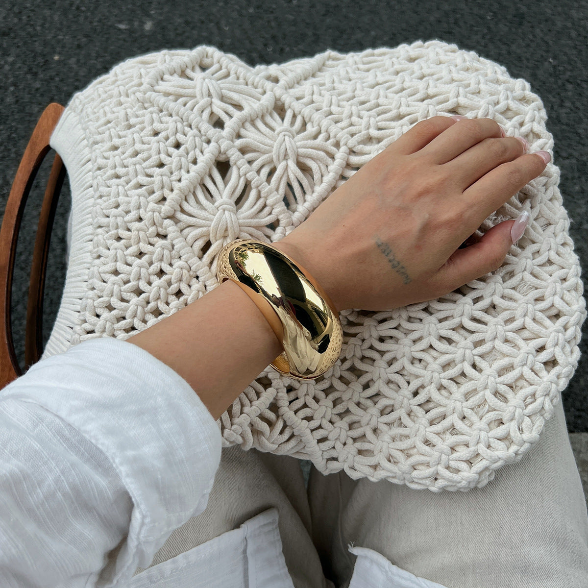 Bold Geometric Retro Caramel-Tone Alloy Bracelet with Plated Finish for Women
