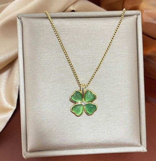 Original Design 18K Gold Plated Titanium Steel Four Leaf Clover Necklace with Emerald Inlay O-Chain Unisex