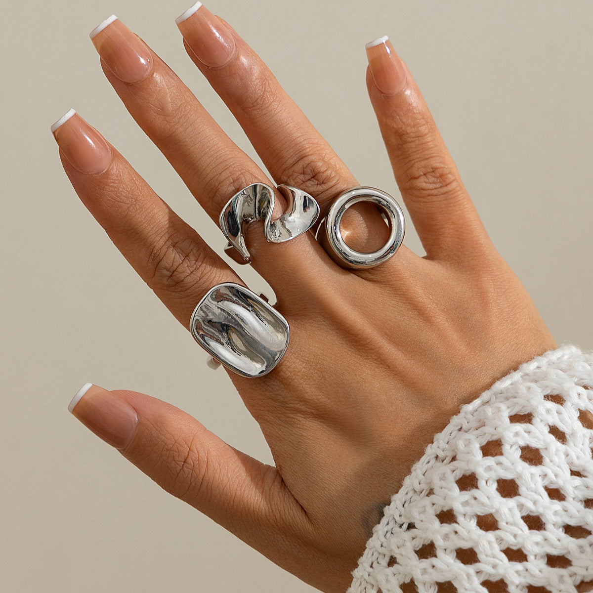 Set di anelli da donna minimalisti in lega geometrica irregolare con placcatura