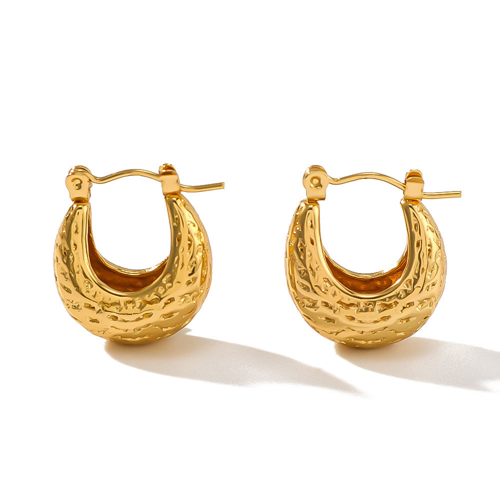 Orecchini a U minimalisti in acciaio inossidabile cavo con trama martellata e placcatura sottovuoto in oro 18 carati da donna