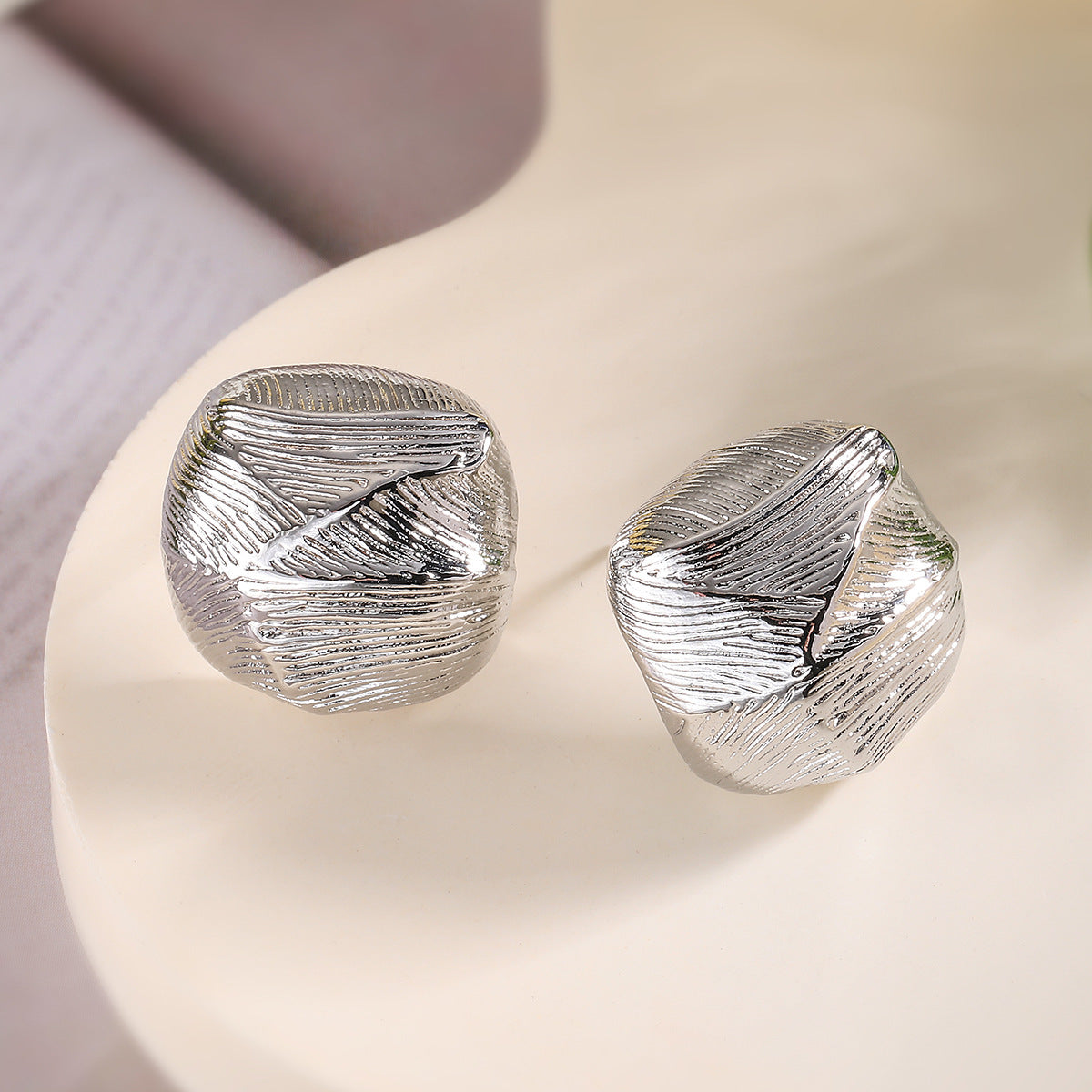Orecchini a perno geometrici minimalisti in rame con placcatura in oro vero per donna, gioielli di moda ispirati al vintage