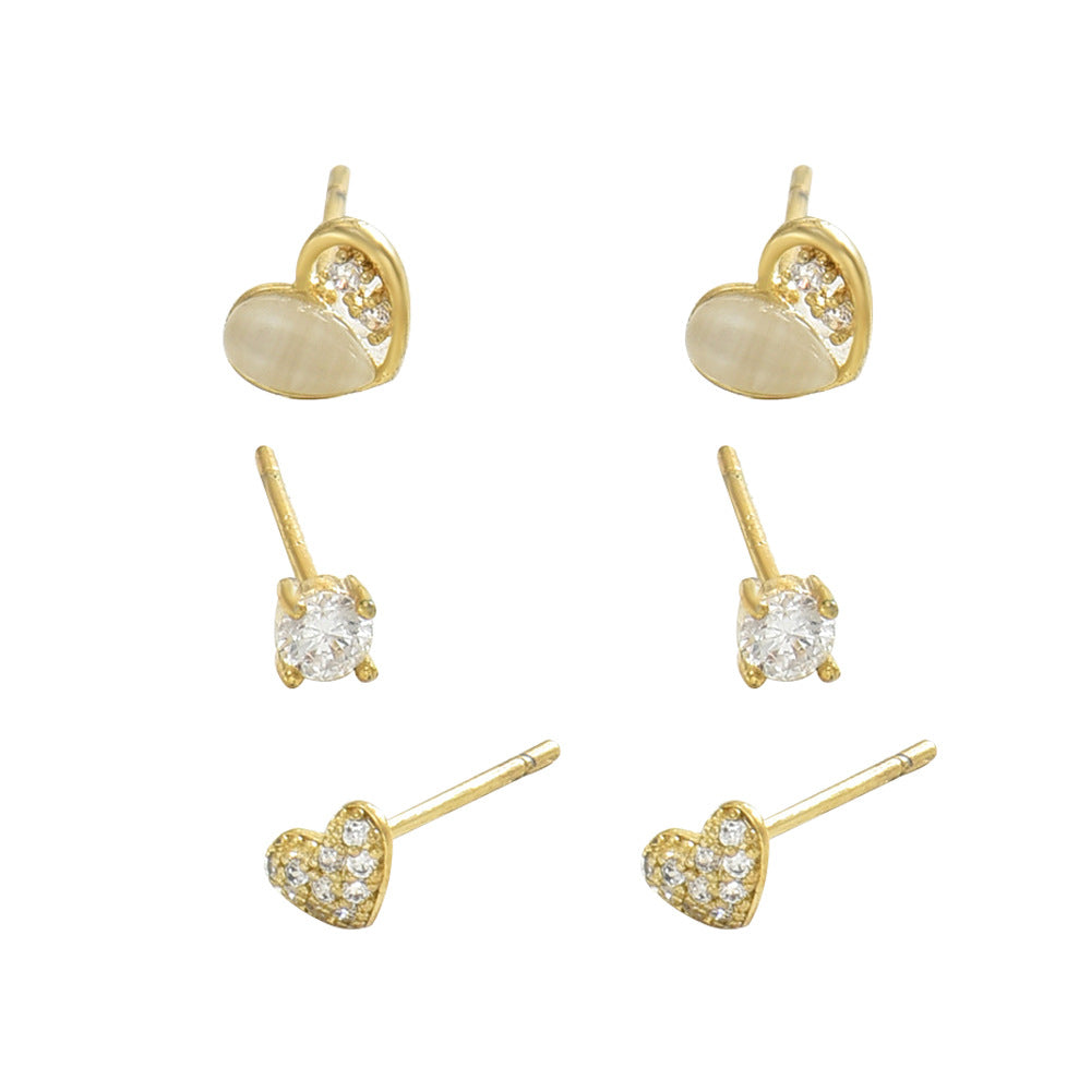 Orecchini da donna minimalisti e dolci a forma di cuore in rame con intarsio di zirconi