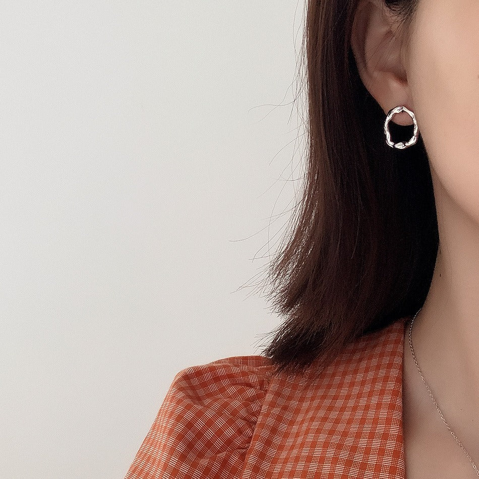 Pendientes Geométricos Irregulares en Forma de Lágrima de Plata de Ley 925 Minimalistas para Mujer