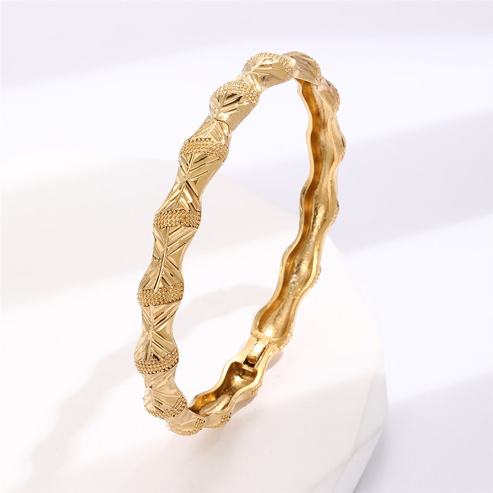 Vintage Geometric Copper Bracelet for Women with Gold Plating and Micro-Pave Detailing