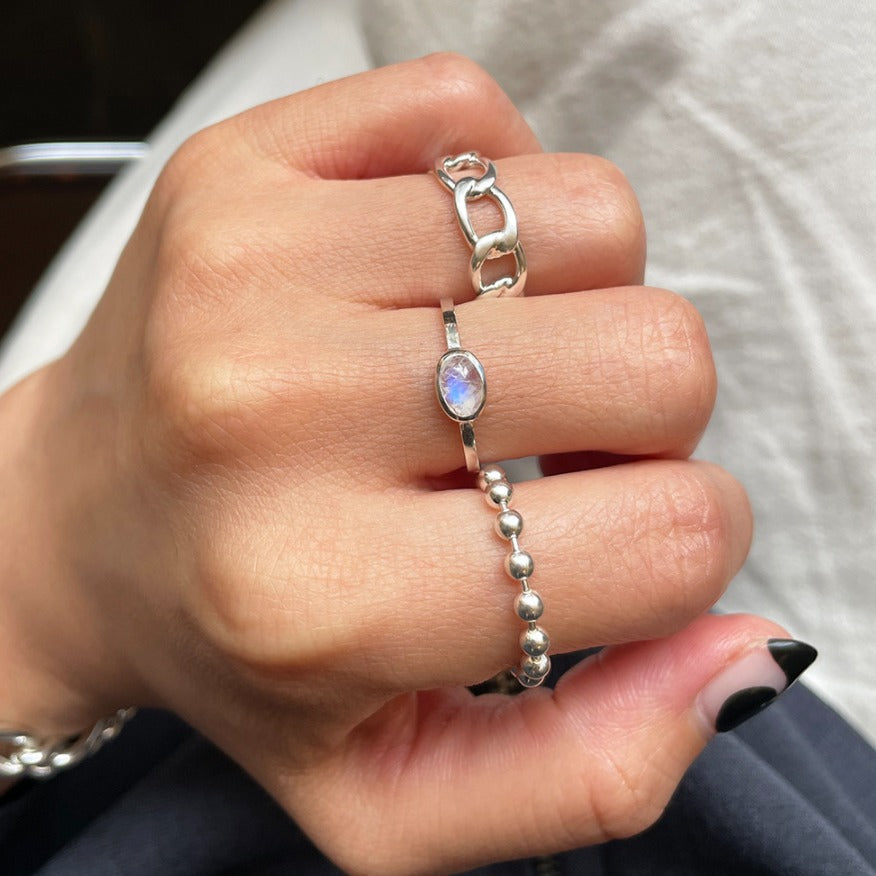 Anello regolabile a onda minimalista in argento sterling 925 da donna con dettaglio a sfera