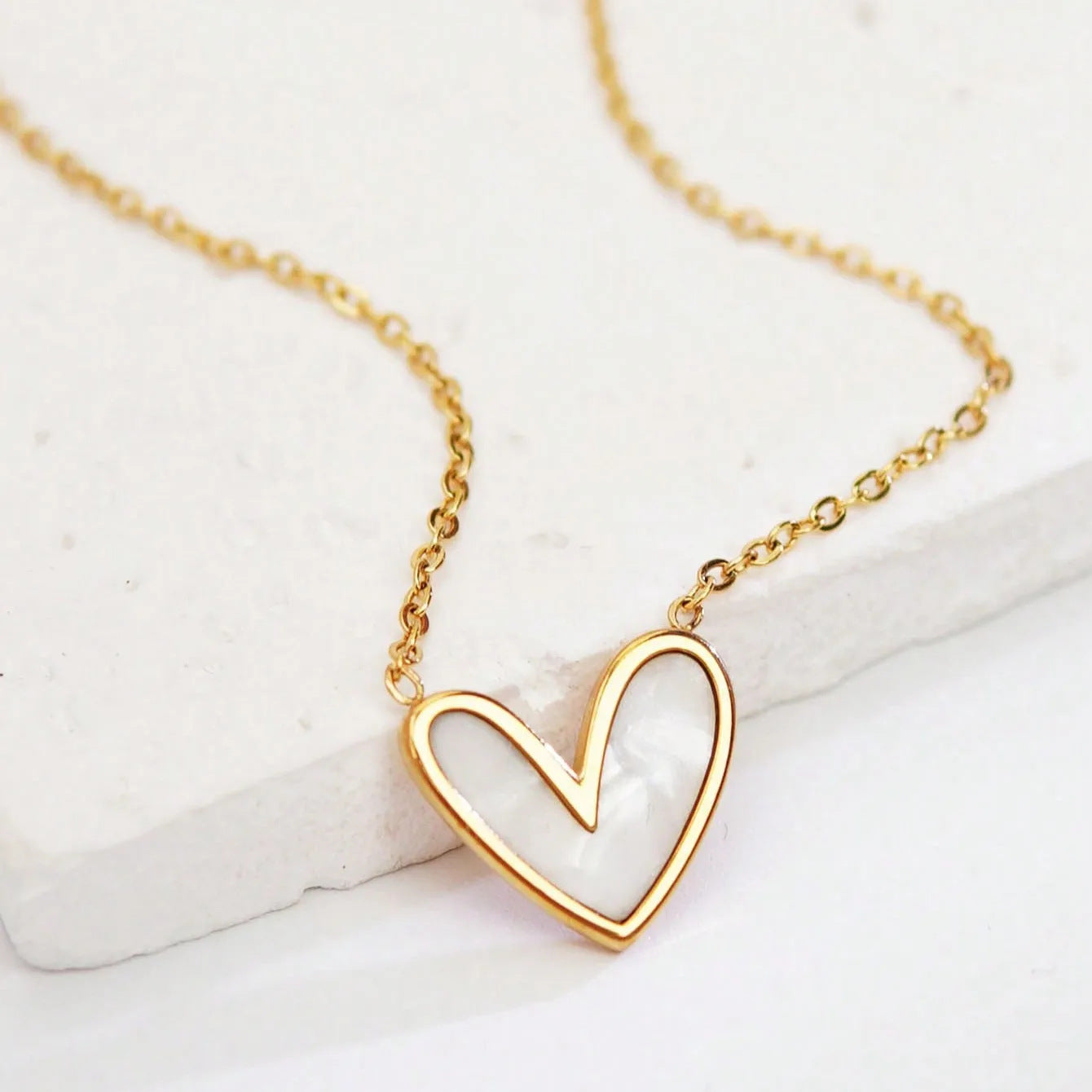 Elegante Collana da Donna in Acciaio Inossidabile Placcato con Goccia a Cuore