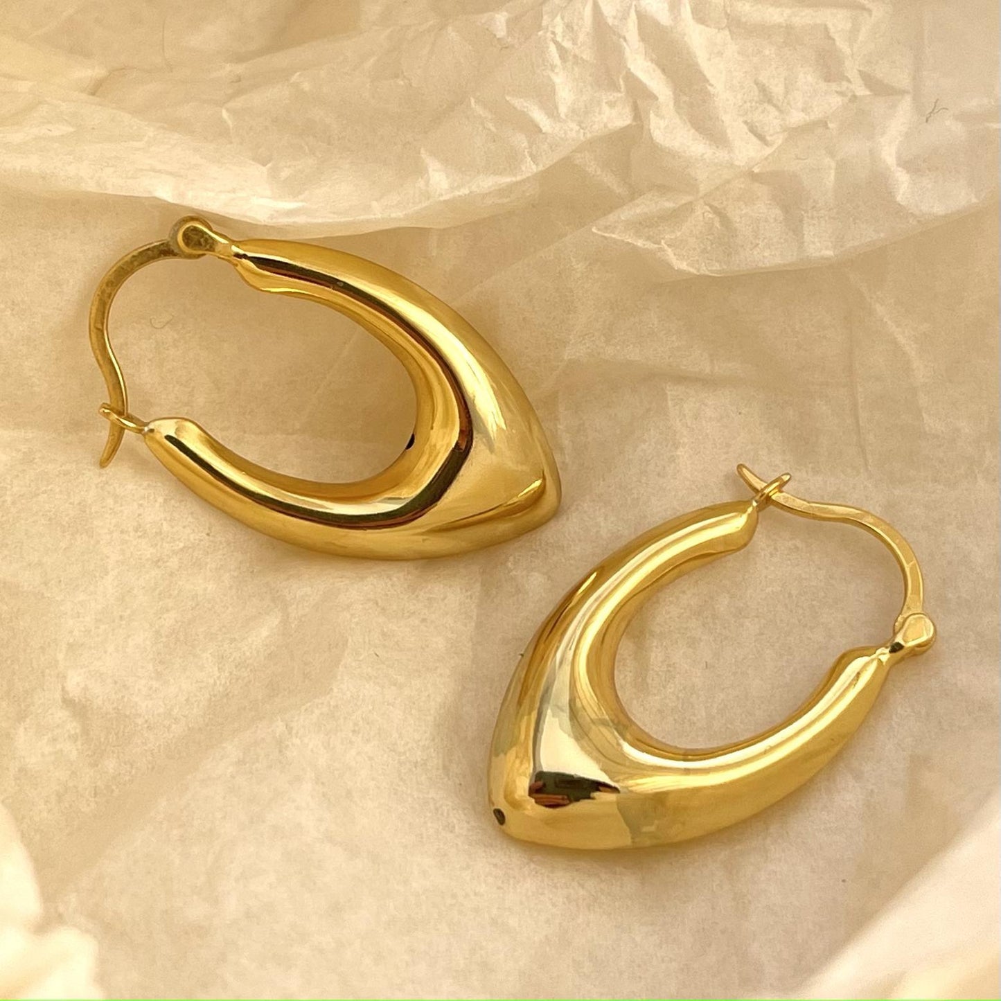 Minimalist Geometric U-Shaped Earrings for Women in 925 Sterling Silver with Gold Plating