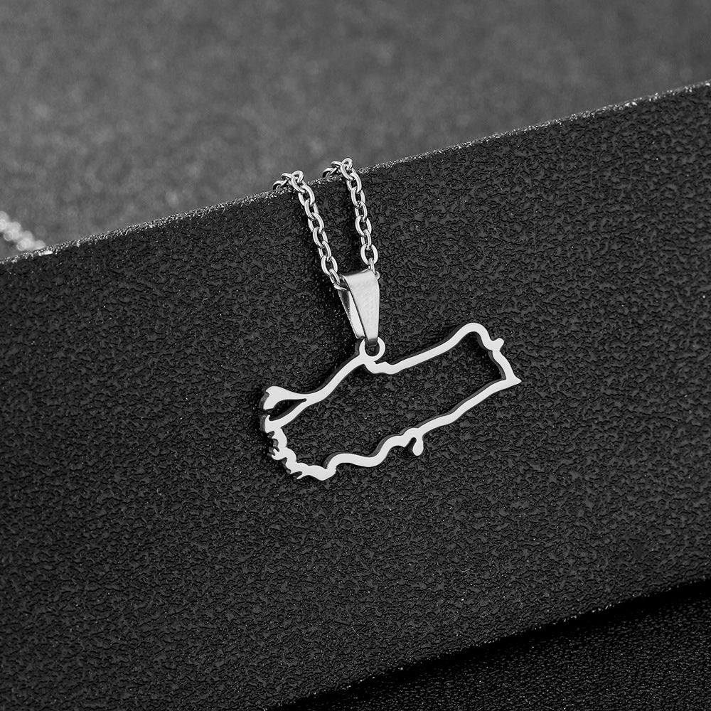 Elegante collana a pendente geometrico in acciaio inossidabile da donna con finitura placcata e catena a maglie forzate