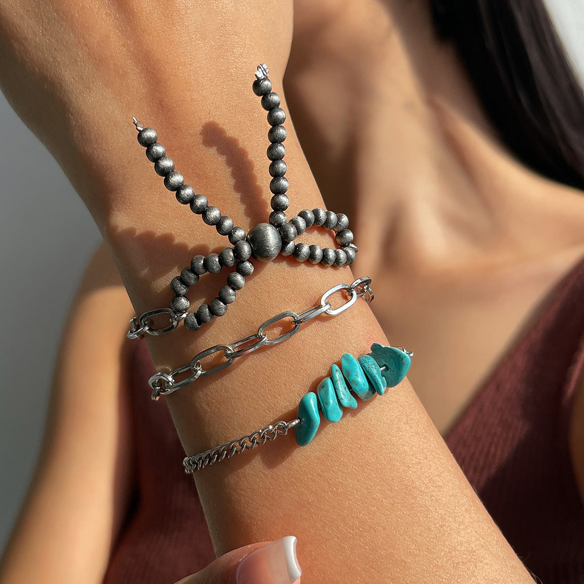 Collana con ciondolo a fiocco vintage da donna con design geometrico, catena in ferro placcato rame elettrolitico, collana a corda annodata regolabile