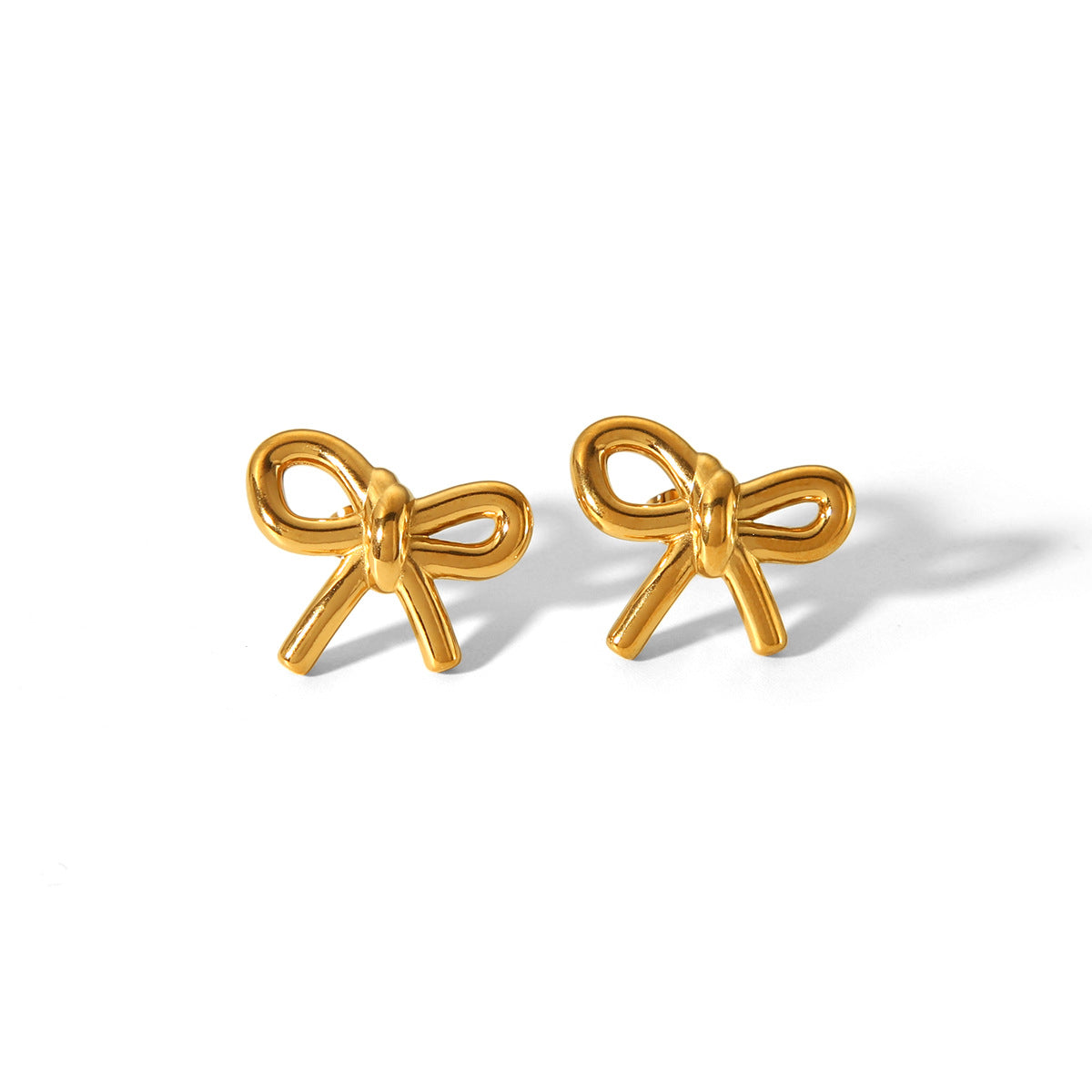 Orecchini a perno geometrici con fiocco di lusso in acciaio inossidabile placcato oro 18 carati per donna