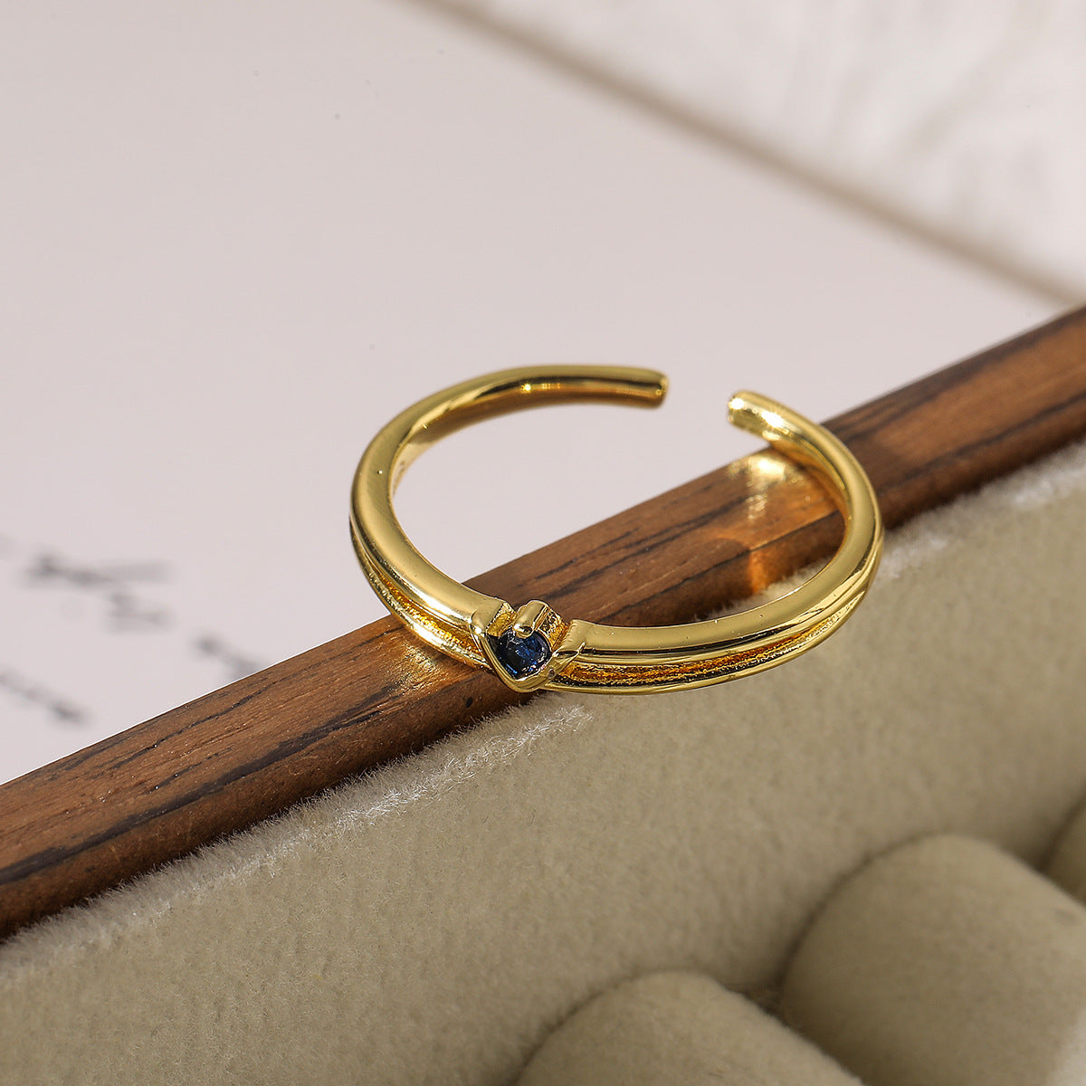 Minimalist Fashion Copper Ring with 18K Gold Plating and Zircon Inlay for Women, Irregular Open Band Design