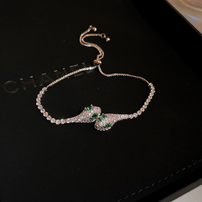 Pulsera de circonita bañada en oro con forma de serpiente para mujer, de estética minimalista de lujo