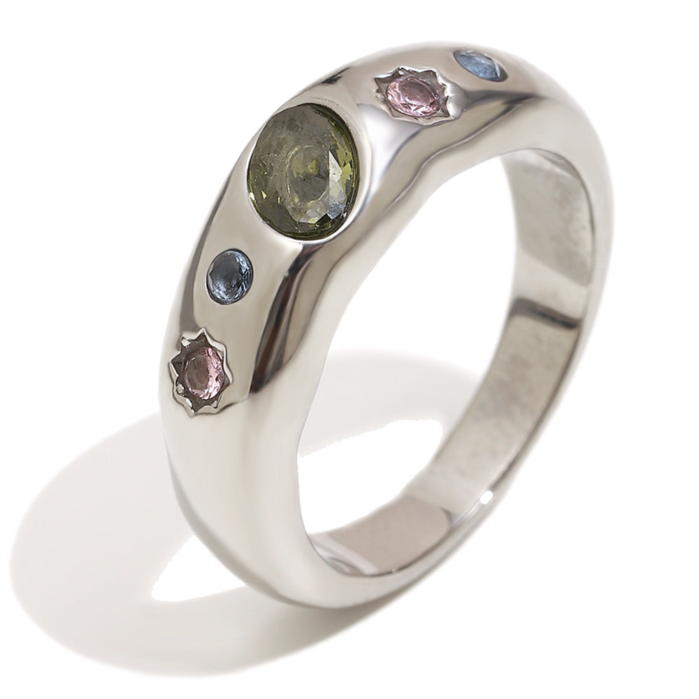 Anello da donna minimalista geometrico in acciaio inossidabile placcato oro 18 carati con cristalli di zirconia