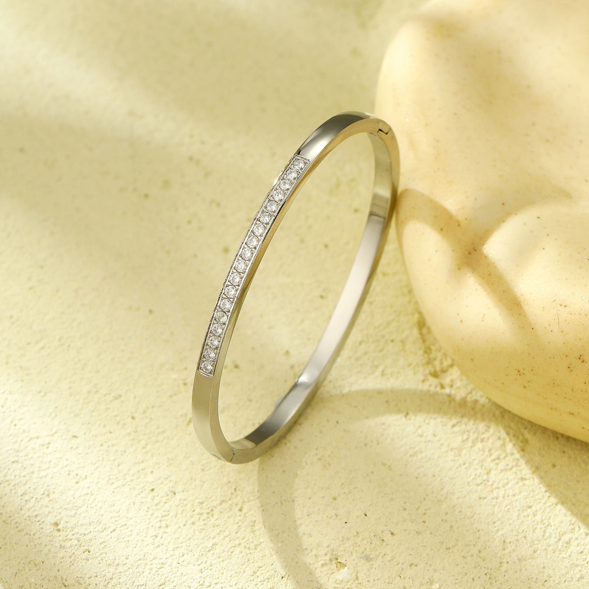 Pulsera geométrica de acero inoxidable con octagrama y circonitas incrustadas, con acabado chapado al vacío, a la moda