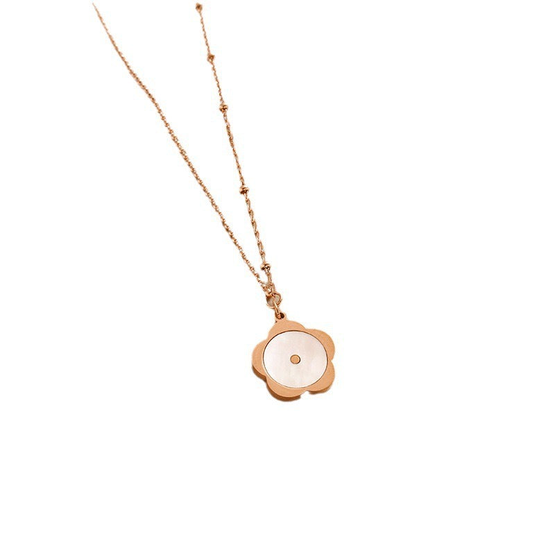 Originale Collana con Pendente a Forma di Trifoglio in Acciaio al Titanio con Intarsio di Strass su Catena a O per Uomini e Donne